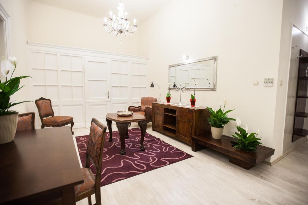Best Of Guest House By Small Home Boedapest Buitenkant foto
